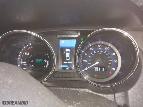 2014 Hyundai Sonata Hybrid with VIN KMHEC4A44EA117566, listed as a IAAI auction lot 41245129 with 95,218 mi miles. Bid and sale history available at carsss.com. Image 7.