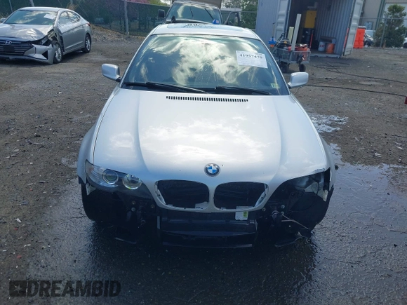 2005 BMW 3 Series 330Ci with VIN WBABD53445PD99096, listed as a IAAI auction lot 41957470 with 180,709 mi miles and . Bid and sale history available at carsss.com. Image 13.