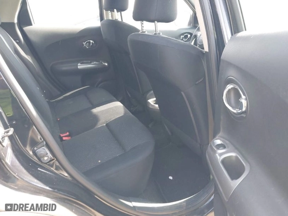 2011 Nissan Juke SL with VIN JN8AF5MR6BT003208, listed as a IAAI auction lot 41819929 with 150,388 mi miles. Bid and sale history available at carsss.com. Image 8.