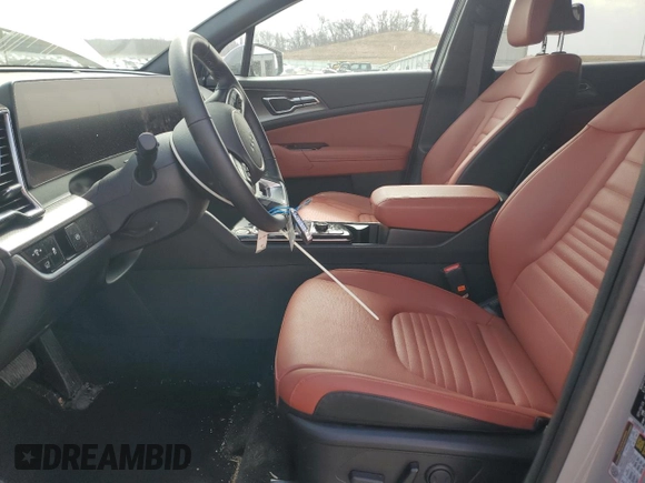 2025 Kia Sportage SX-Prestige с VIN 5XYK5CDF8SG261397, выставлен на аукционе Copart как лот 49309335 с пробегом 6 314 миль миль и Списание • Salvage title. История ставок и продаж доступна на DreamBid. Изображение 7.