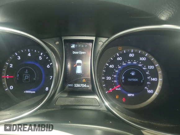 2014 Hyundai Santa Fe with VIN 5XYZUDLB4EG135032, listed as a Copart auction lot 60631295 with 126,704 mi miles and Clean title. Bid and sale history available at DreamBid. Image 9.