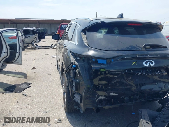 2020 Infiniti QX50 Luxe z VIN 3PCAJ5M13LF111018, wystawiony jako IAAI lot #42276631 z przebiegiem 49 446 mil mil oraz . Historia ofert i sprzedaży dostępna na DreamBid. Obrazek 3.