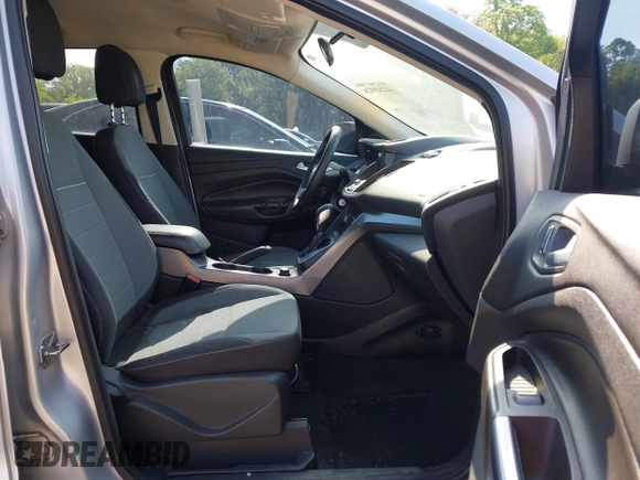 2013 Ford Escape SE z VIN 1FMCU0GX3DUC23910, wystawiony jako IAAI lot #42245926 z przebiegiem 159 076 mil mil oraz . Historia ofert i sprzedaży dostępna na DreamBid. Obrazek 5.