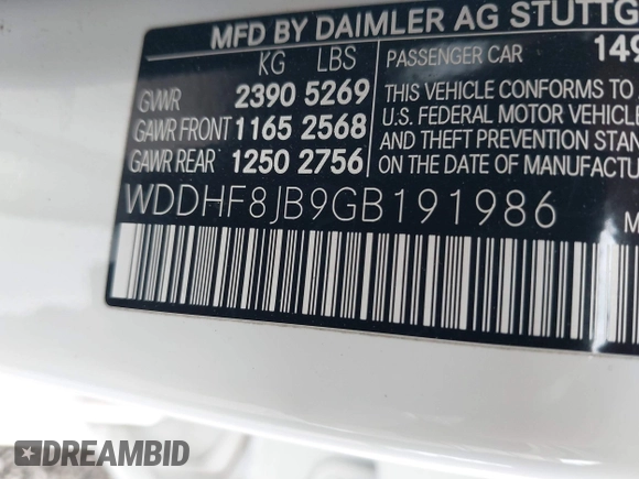 2016 Mercedes-Benz E-Class E 350 Luxury with VIN WDDHF8JB9GB191986, listed as a IAAI auction lot 42049916 with 122,012 mi miles. Bid and sale history available at carsss.com. Image 9.