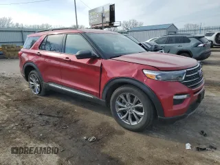 2022 Ford Explorer XLT z VIN 1FMSK8DH3NGB99802, wystawiony jako Copart lot #50951225 z przebiegiem 64 591 mil mil oraz Szkoda całkowita • Salvage title. Historia ofert i sprzedaży dostępna na DreamBid. Obrazek 4.
