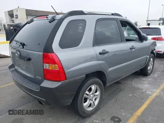 2006 Kia Sportage LX with VIN KNDJF723867199186, listed as a IAAI auction lot 41491243 with 120,049 mi miles and . Bid and sale history available at carsss.com. Image 4.