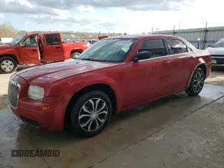 2007 Chrysler 300 with VIN 2C3KA43R87H877157, listed as a Copart auction lot 48135695 with 208,878 mi miles and Salvage Title. Bid and sale history available at carsss.com. Image 1.