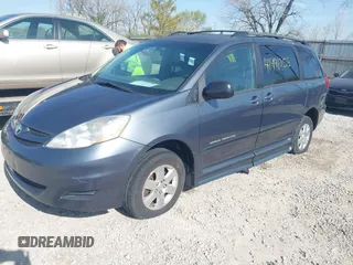 2007 Toyota Sienna CE with VIN 5TDZK23C97S078643, listed as a IAAI auction lot 41991258 with 133,313 mi miles. Bid and sale history available at carsss.com. Image 2.