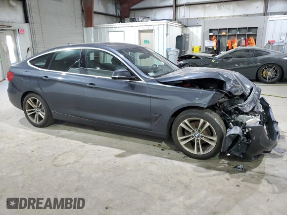 2018 BMW 3 Series 330i xDrive with VIN WBA8Z9C52JB220330, listed as a Copart auction lot 82926983 with 53,436 mi miles and Non Repairable. Bid and sale history available at carsss.com. Image 4.