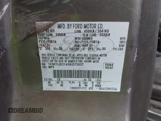 2005 Ford Escape XLT with VIN 1FMYU03145KD73027, listed as a IAAI auction lot 41932192 with Not Provided miles and . Bid and sale history available at DreamBid. Image 9.