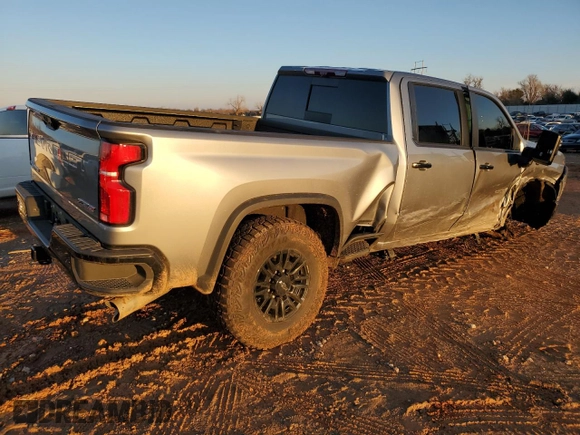 2025 Chevrolet Silverado 3500HD High Country with VIN 1GC4KYEY9SF156529, listed as a Copart auction lot 88748305 with 0 mi miles and Salvage Title. Bid and sale history available at carsss.com. Image 3.