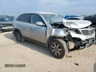 2013 Kia Sorento LX with VIN 5XYKT3A12DG370116, listed as a Copart auction lot 57598675 with 203,902 mi miles and Salvage title. Bid and sale history available at DreamBid. Image 4.