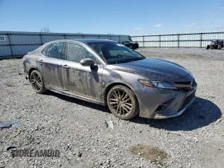 2022 Toyota Camry Hybrid XSE z VIN 4T1K31AK9NU571486, wystawiony jako Copart lot #53205645 z przebiegiem 85 519 mil mil oraz Szkoda całkowita • Salvage title. Historia ofert i sprzedaży dostępna na DreamBid. Obrazek 1.