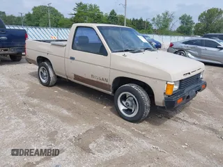1986 Nissan Hardbody E with VIN JN6ND11S0GW000696, listed as a IAAI auction lot 42358321 with 445,199 mi miles and . Bid and sale history available at DreamBid. Image 1.