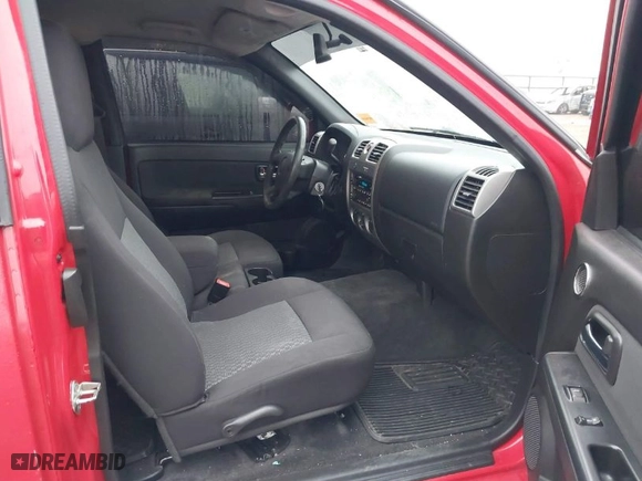 2011 Chevrolet Colorado LT w/1LT with VIN 1GCESCF92B8135640, listed as a IAAI auction lot 41509744 with 105,409 mi miles. Bid and sale history available at carsss.com. Image 5.