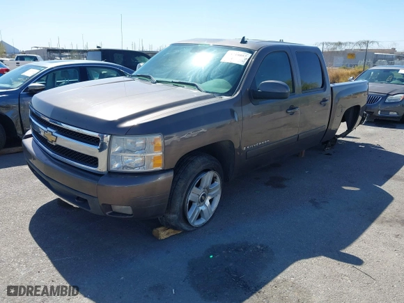 2008 Chevrolet Silverado 1500 LT w/1LT with VIN 2GCEK13M381107774, listed as a IAAI auction lot 41718057 with 167,336 mi miles. Bid and sale history available at carsss.com. Image 19.
