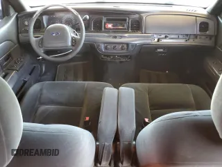 2003 Ford Police Interceptor Street Appear с VIN 2FAFP71W73X222421, выставлен на аукционе Copart как лот 52371045 с пробегом 229 566 миль миль и Списание • Salvage title. История ставок и продаж доступна на DreamBid. Изображение 8.