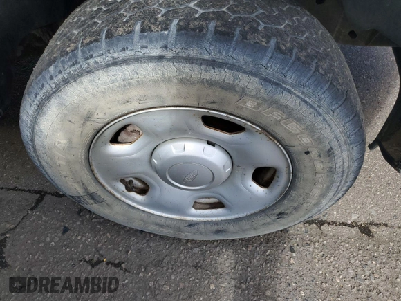 2009 Ford F-150 XL с VIN 1FTPX14V99KB06728, выставлен на аукционе IAAI как лот 42679207 с пробегом 132 283 миль миль и . История ставок и продаж доступна на DreamBid. Изображение 20.