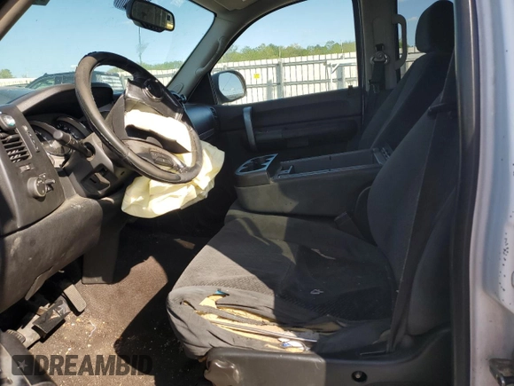 2008 GMC Sierra 1500 SLE1 z VIN 2GTEC13J081107217, wystawiony jako Copart lot #52355095 z przebiegiem Nie podano mil oraz Szkody całkowita. Historia ofert i sprzedaży dostępna na DreamBid. Obrazek 7.