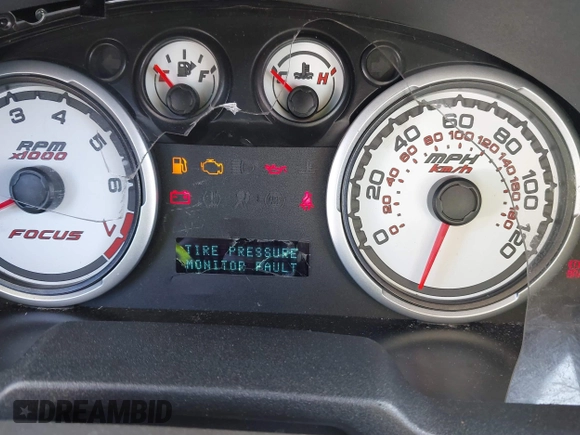 2011 Ford Focus SEL with VIN 1FAHP3HN9BW164787, listed as a IAAI auction lot 41637323 with Not Provided miles. Bid and sale history available at carsss.com. Image 7.