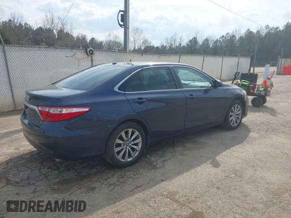 2015 Toyota Camry XLE z VIN 4T1BF1FK6FU944436, wystawiony jako IAAI lot #41884677 z przebiegiem 242 571 mil mil oraz . Historia ofert i sprzedaży dostępna na DreamBid. Obrazek 4.