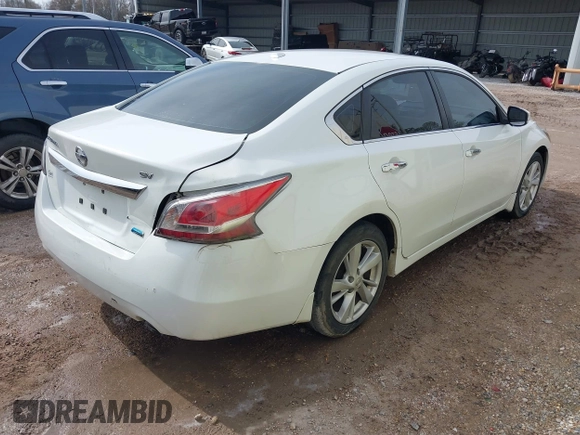 2014 Nissan Altima SL with VIN 1N4AL3AP6EN211485, listed as a IAAI auction lot 41400762 with 135,917 mi miles and . Bid and sale history available at DreamBid. Image 4.