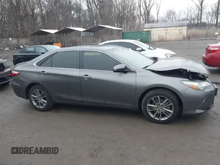 2017 Toyota Camry XLE z VIN 4T1BF1FK8HU754866, wystawiony jako IAAI lot #41465628 z przebiegiem 92 583 mil mil oraz . Historia ofert i sprzedaży dostępna na DreamBid. Obrazek 13.