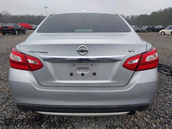 2017 Nissan Altima S z VIN 1N4AL3AP1HC115795, wystawiony jako IAAI lot #41523816 z przebiegiem 209 912 mil mil oraz . Historia ofert i sprzedaży dostępna na DreamBid. Obrazek 17.