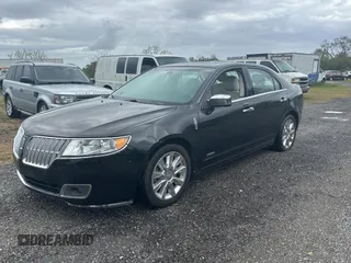 2011 Lincoln MKZ Hybrid with VIN 3LNDL2L33BR759329, listed as a Copart auction lot 48201335 with 131,927 mi miles and Clean Title. Bid and sale history available at carsss.com. Image 2.