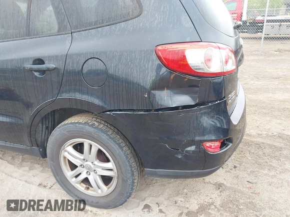 2010 Hyundai Santa Fe GLS z VIN 5NMSG3AB9AH350086, wystawiony jako IAAI lot #42443696 z przebiegiem 204 416 mil mil oraz . Historia ofert i sprzedaży dostępna na DreamBid. Obrazek 6.