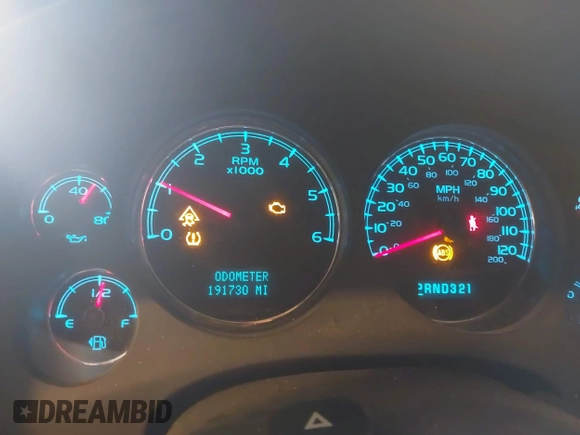 2008 Chevrolet Suburban 3LT z VIN 1GNFK16328J211810, wystawiony jako IAAI lot #42379897 z przebiegiem 191 730 mil mil oraz . Historia ofert i sprzedaży dostępna na DreamBid. Obrazek 7.