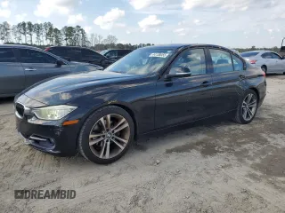 2013 BMW 3 Series 328i with VIN WBA3C1G56DNR49067, listed as a Copart auction lot 44138055 with 133,306 mi miles and Salvage Title. Bid and sale history available at carsss.com. Image 1.