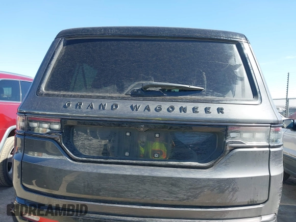 2024 Jeep Grand Wagoneer Series II z VIN 1C4SJSFP4RS132458, wystawiony jako IAAI lot #42824518 z przebiegiem 60 719 mil mil oraz . Historia ofert i sprzedaży dostępna na DreamBid. Obrazek 16.
