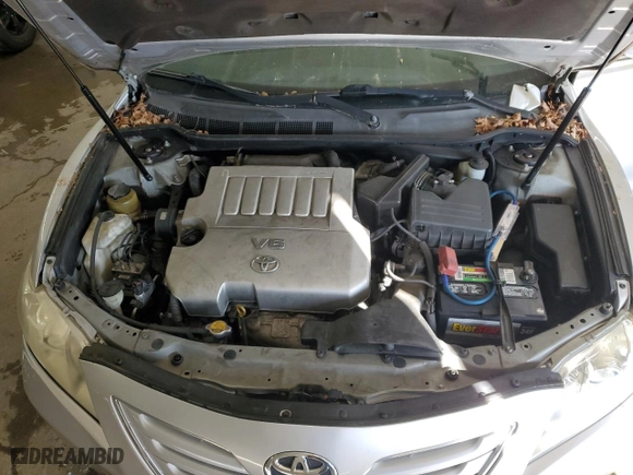 2008 Toyota Camry LE with VIN 4T1BK46K08U564752, listed as a Copart auction lot 52049425 with 180,068 mi miles and Salvage Title. Bid and sale history available at carsss.com. Image 11.