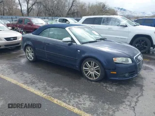 2007 Audi S4 z VIN WUARL48H87K901277, wystawiony jako IAAI lot #41924414 z przebiegiem 204 898 mil mil oraz . Historia ofert i sprzedaży dostępna na DreamBid. Obrazek 1.