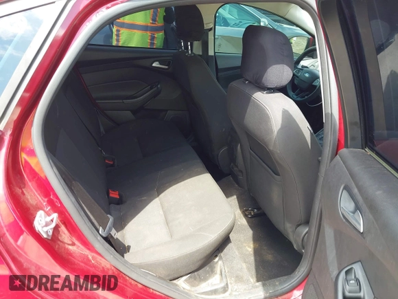 2017 Ford Focus SE z VIN 1FADP3F23HL313857, wystawiony jako IAAI lot #42181530 z przebiegiem 93 478 mil mil oraz . Historia ofert i sprzedaży dostępna na DreamBid. Obrazek 8.