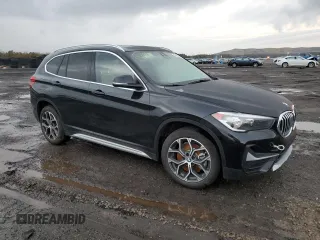 2022 BMW X1 sDrive28i with VIN WBXJG7C02N5V27166, listed as a Copart auction lot 72874052 with 13,372 mi miles. Bid and sale history available at carsss.com. Image 4.