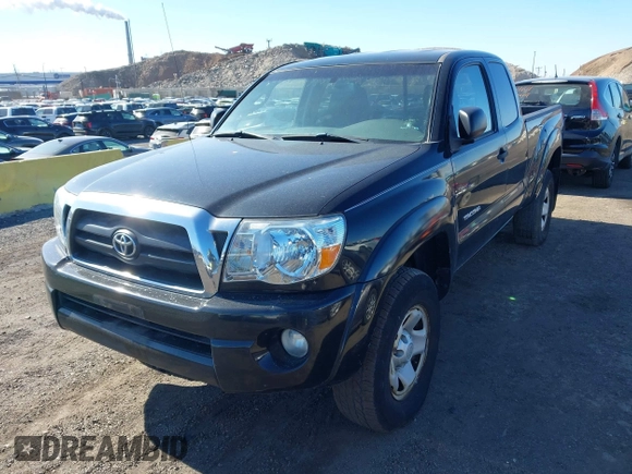 2006 Toyota Tacoma PreRunner z VIN 5TETU62N76Z314606, wystawiony jako IAAI lot #41647446 z przebiegiem 119 769 mil mil oraz . Historia ofert i sprzedaży dostępna na DreamBid. Obrazek 2.