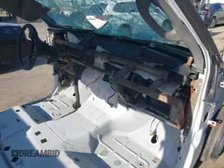 2005 Ford F-350 с VIN 1FDSW34P05EC95736, выставлен на аукционе IAAI как лот 41988078 с пробегом Не указан миль и . История ставок и продаж доступна на DreamBid. Изображение 5.