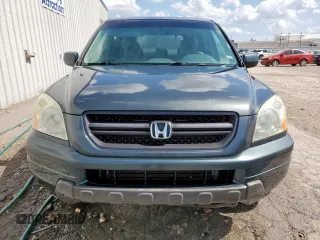2003 Honda Pilot EX z VIN 2HKYF18583H593038, wystawiony jako Copart lot #59750725 z przebiegiem 249 921 mil mil oraz Czysty tytuł • Clean title. Historia ofert i sprzedaży dostępna na DreamBid. Obrazek 5.