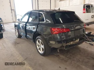 2020 Audi Q5 Premium with VIN WA1ANAFY8L2025272, listed as a IAAI auction lot 41891966 with 76,626 mi miles and . Bid and sale history available at DreamBid. Image 3.