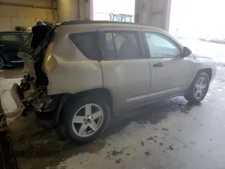 2007 Jeep Compass Sport with VIN 1J8FT47W17D118637, listed as a Copart auction lot 44781105 with 118,391 mi miles and Salvage Title. Bid and sale history available at carsss.com. Image 3.