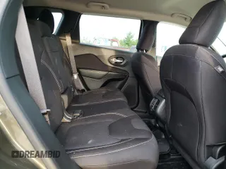 2015 Jeep Cherokee Latitude with VIN 1C4PJLCB3FW720876, listed as a Copart auction lot 54414872 with 82,413 mi miles and Salvage Title. Bid and sale history available at carsss.com. Image 6.