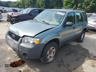 2007 Ford Escape XLS with VIN 1FMYU02Z27KB99534, listed as a Copart auction lot 66872184 with 107,072 mi miles and Salvage Title. Bid and sale history available at carsss.com. Image 1.