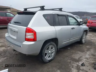 2008 Jeep Compass Sport with VIN 1J8FT47078D755562, listed as a IAAI auction lot 41493097 with 120,502 mi miles. Bid and sale history available at carsss.com. Image 4.