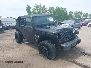 2008 Jeep Wrangler Unlimited X с VIN 1J4GA39138L641138, выставлен на аукционе IAAI как лот 42376300 с пробегом 215 026 миль миль и . История ставок и продаж доступна на DreamBid. Изображение 1.