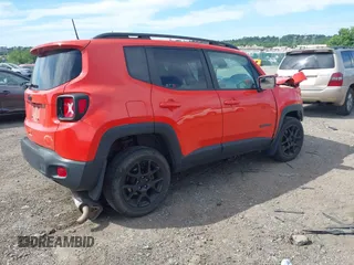 2020 Jeep Renegade Latitude с VIN ZACNJBBB6LPL13871, выставлен на аукционе IAAI как лот 42319405 с пробегом Не указан миль и . История ставок и продаж доступна на DreamBid. Изображение 4.