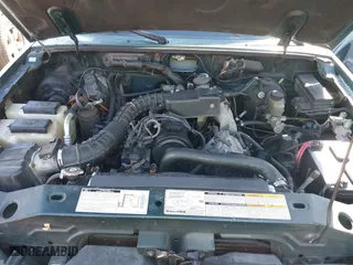 1998 Ford Ranger XL with VIN 1FTYR10CXWTA84196, listed as a IAAI auction lot 41704818 with 199,566 mi miles. Bid and sale history available at carsss.com. Image 10.