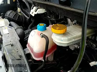 2018 Ram ProMaster Cargo с VIN 3C6TRVDG9JE111265, выставлен на аукционе IAAI как лот 42925417 с пробегом 181 588 миль миль и . История ставок и продаж доступна на DreamBid. Изображение 19.