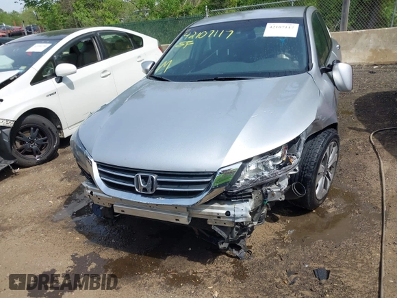 2013 Honda Accord LX z VIN 1HGCR2F33DA189471, wystawiony jako IAAI lot #42107117 z przebiegiem 218 910 mil mil oraz . Historia ofert i sprzedaży dostępna na DreamBid. Obrazek 12.
